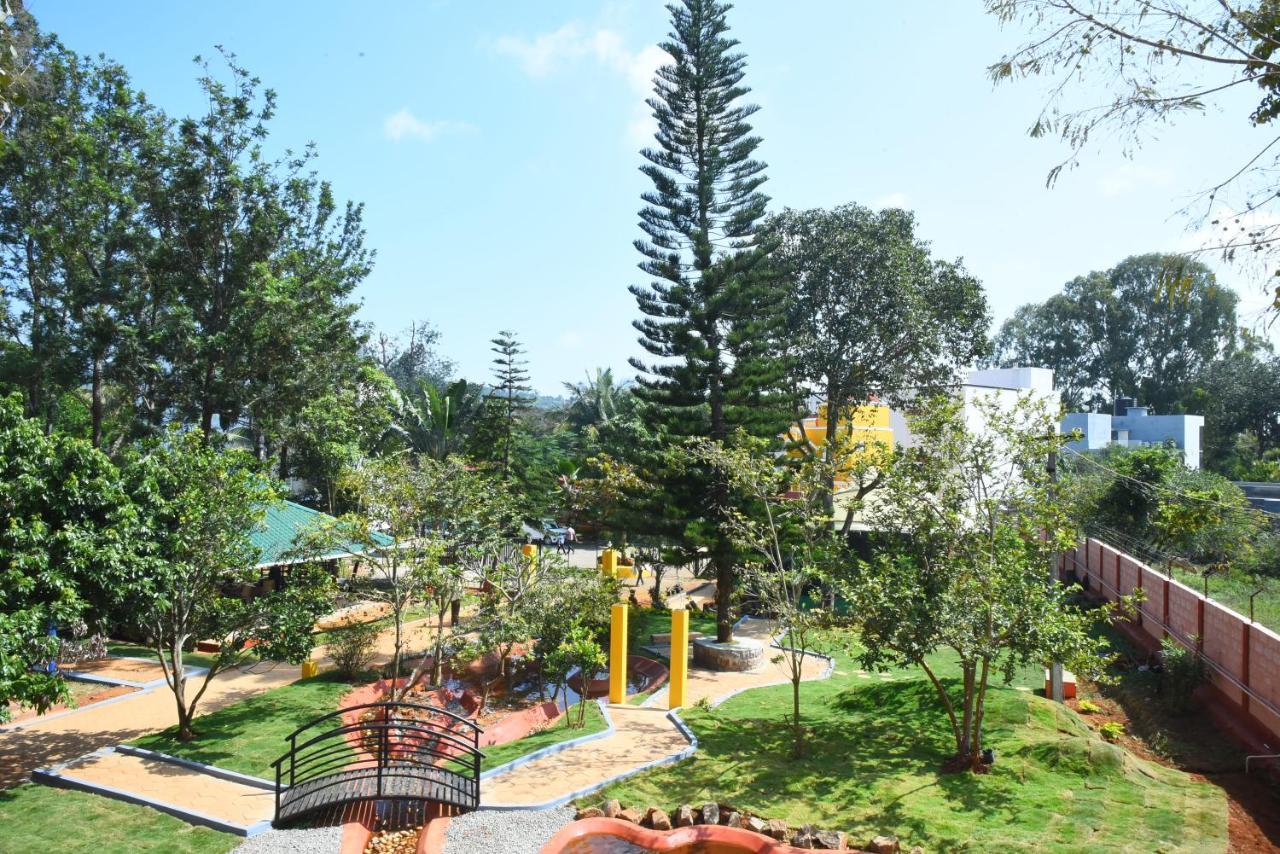 Fundera Aqua Stay Yelagiri Luaran gambar