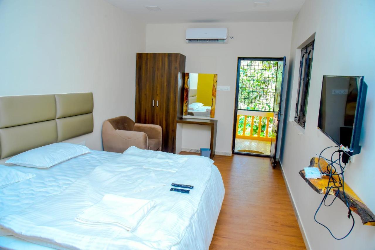 Fundera Aqua Stay Yelagiri Luaran gambar